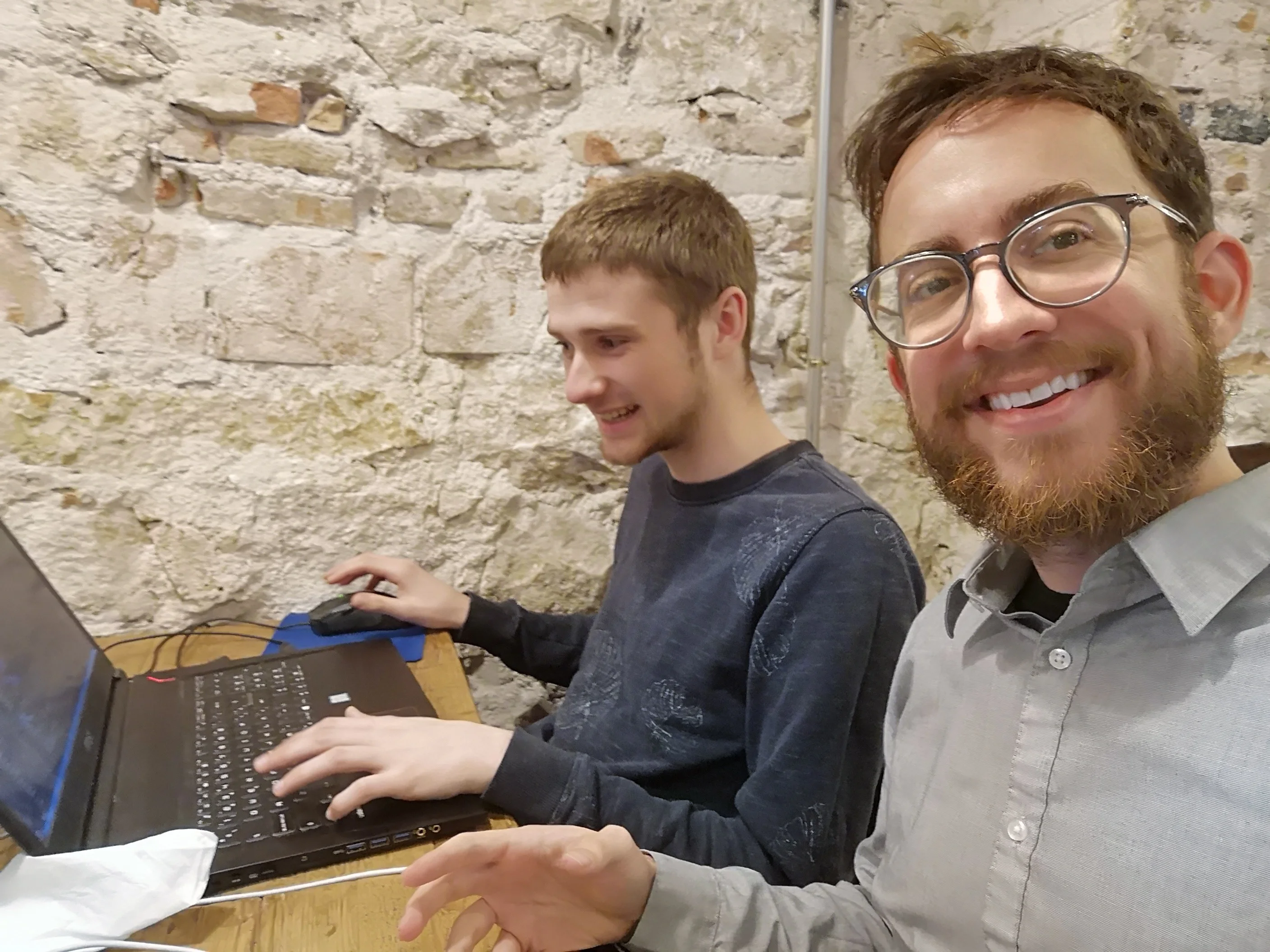 Will and Brord working from a café in Barcelona